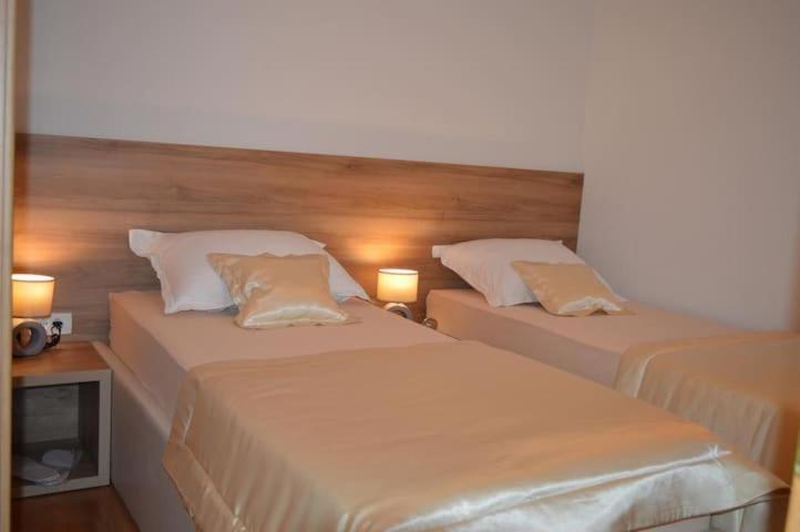 Blue Lake Luxury Rooms Grabovica Phòng bức ảnh
