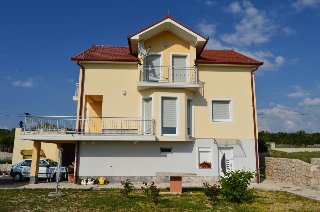 Blue Lake Luxury Rooms Grabovica Ngoại thất bức ảnh