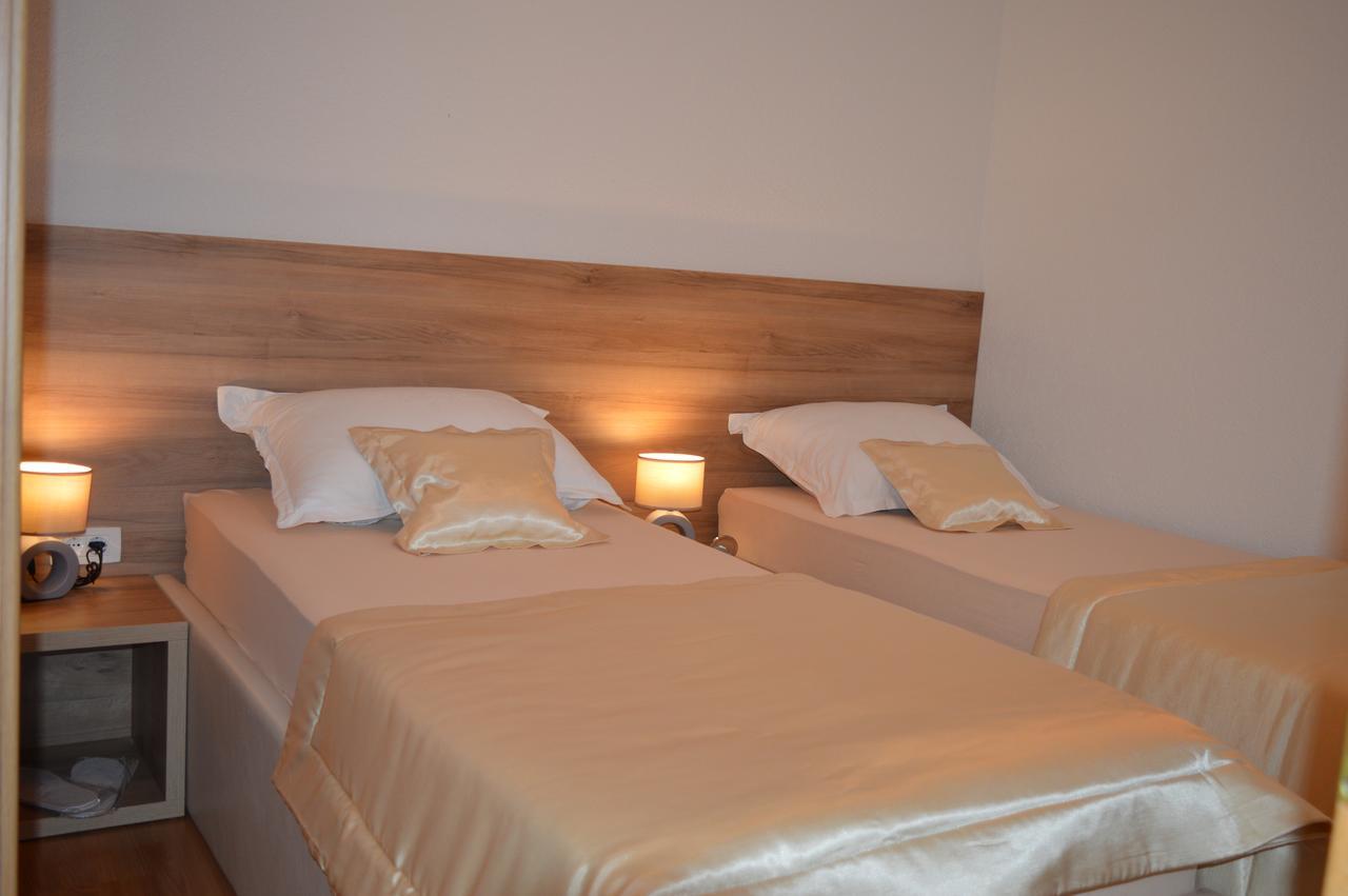 Blue Lake Luxury Rooms Grabovica Ngoại thất bức ảnh