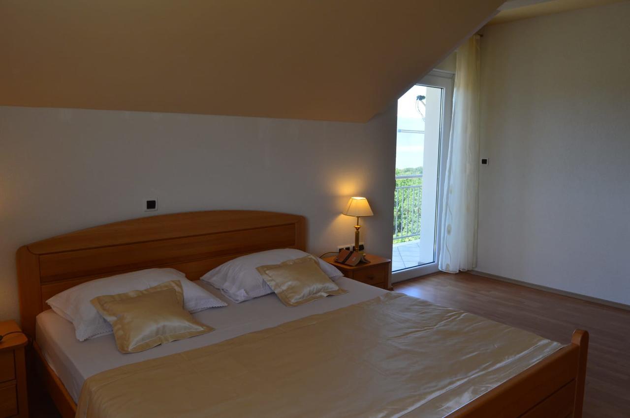 Blue Lake Luxury Rooms Grabovica Ngoại thất bức ảnh
